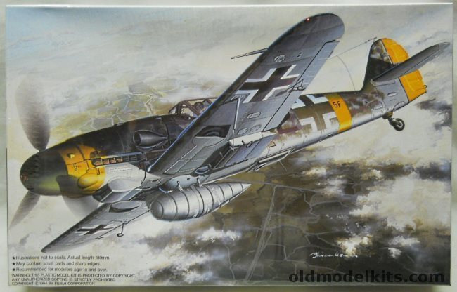 Fujimi 1/48 Messerschmitt Bf-109 G-10/R2 Photo Recon, J-9 plastic model kit